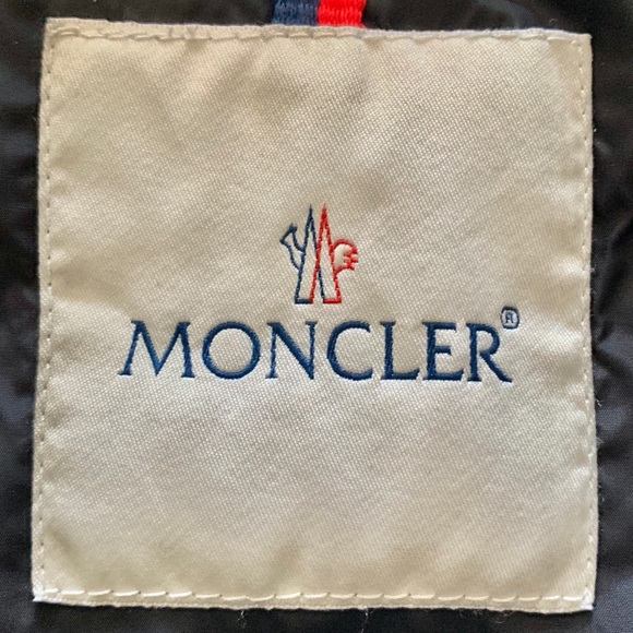 Moncler Women’s Hooded Down Puffer Coat - Picture 3 of 13